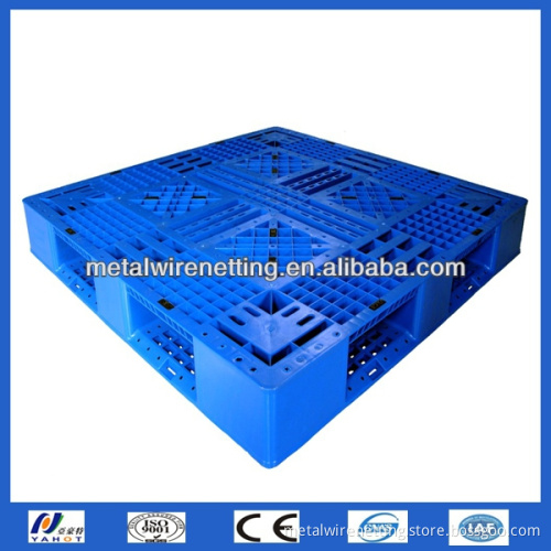Two Way Forklift Plastic Pallet
